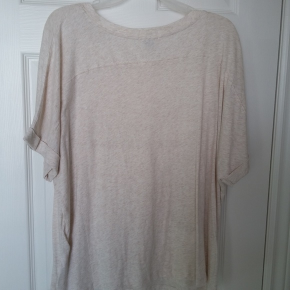 Old Navy Oatmeal coloured scopp neck top - Picture 4 of 5